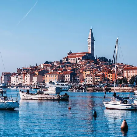 Lovely In With Kitchen 3* Rovinj